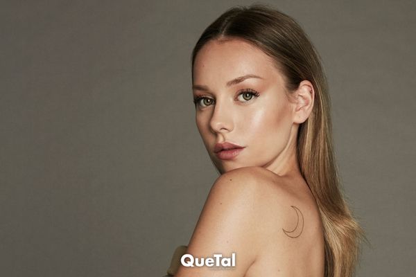 Ester Expósito firma como modelo en la agencia IMG
